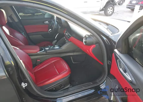 2020 Alfa Romeo Giulia Sport Rwd z USA, uszkodzony, nr VIN ZARFAMAN4L7635748